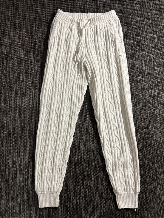 ALO Yoga Pants - Alo Yoga Winter Bliss Cable Knit Lounge Jogger Pants Cream White Women's Size S